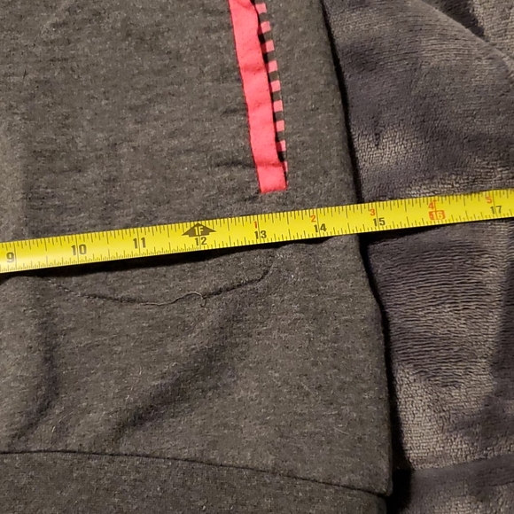 Kids size medium Nike pullover like new - Picture 7 of 10